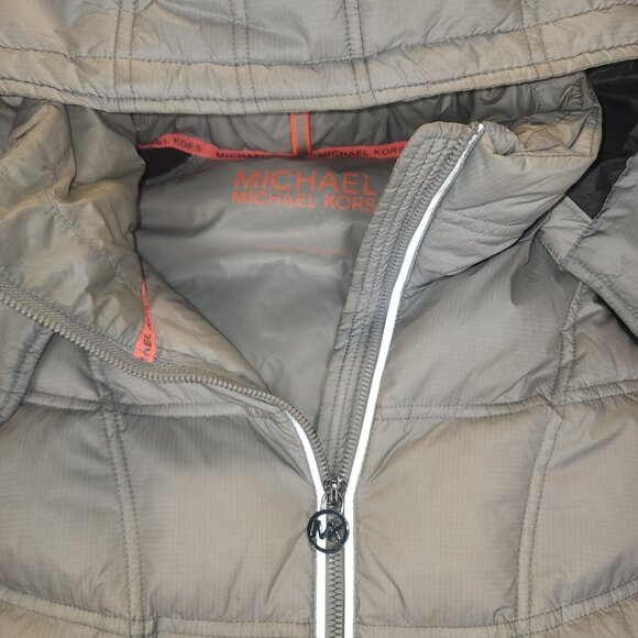 Michael Kors Light Jacket Womens Size Large Grey Quilted Puffer Thumb Holes - Picture 2 of 8